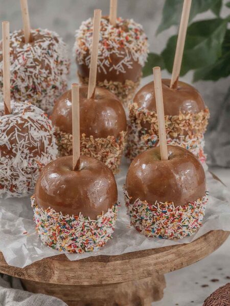 Easy Caramel Apples Recipe