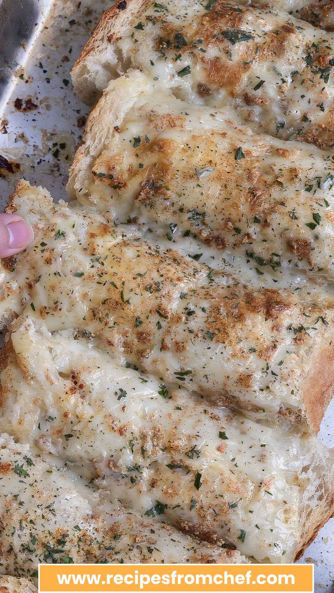 How to Make Cheesy Garlic Bread